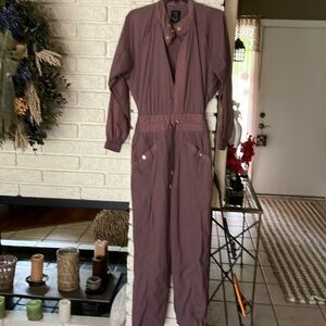 Alicia keys Athleta jump suit